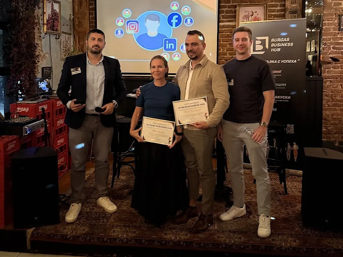 Сертификатите за гостите на панела на 15.10